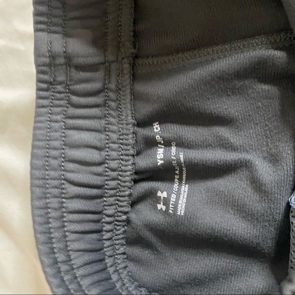 UNDER ARMOR Boys Gray Joggers - Picture 4 of 5
